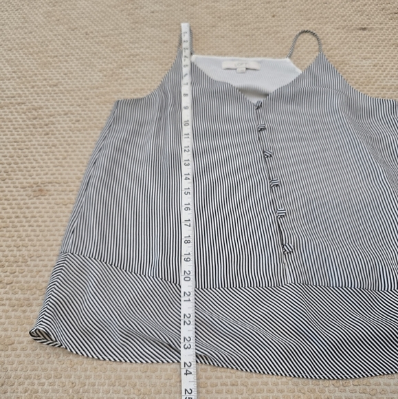 Loft Women Tank Top Size Medium White And Black Stripes Buttons Casual - Picture 10 of 10